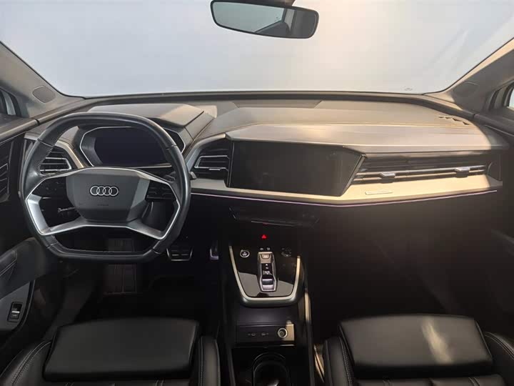 Фото 9 - Audi Q4 e-tron