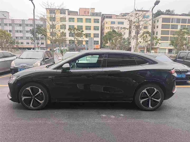 Фото 2 - BYD Song L