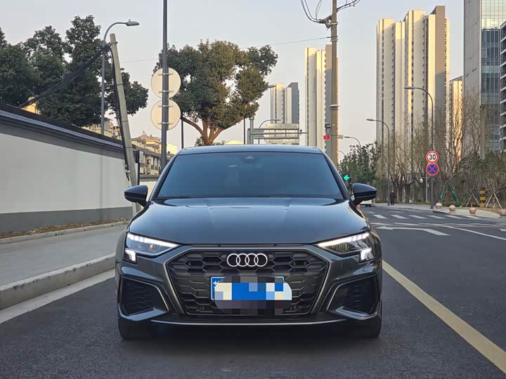 Фото 2 - Audi A3