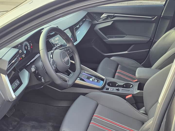 Фото 8 - Audi A3