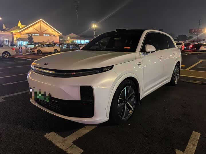 Фото 1 - LiXiang L7