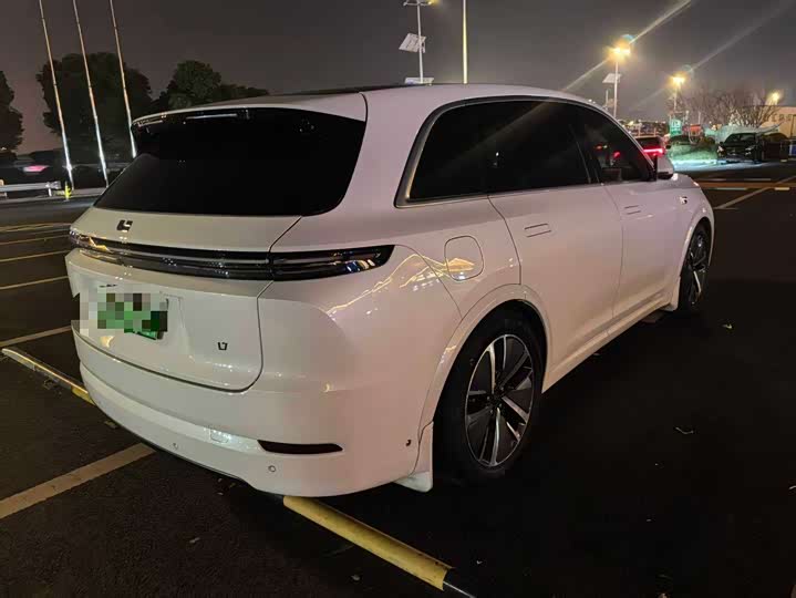 Фото 9 - LiXiang L7