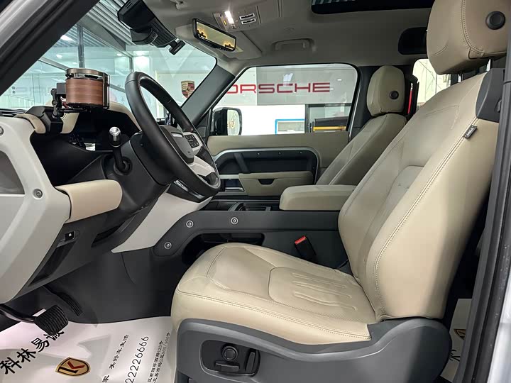 Фото 3 - Land Rover Defender