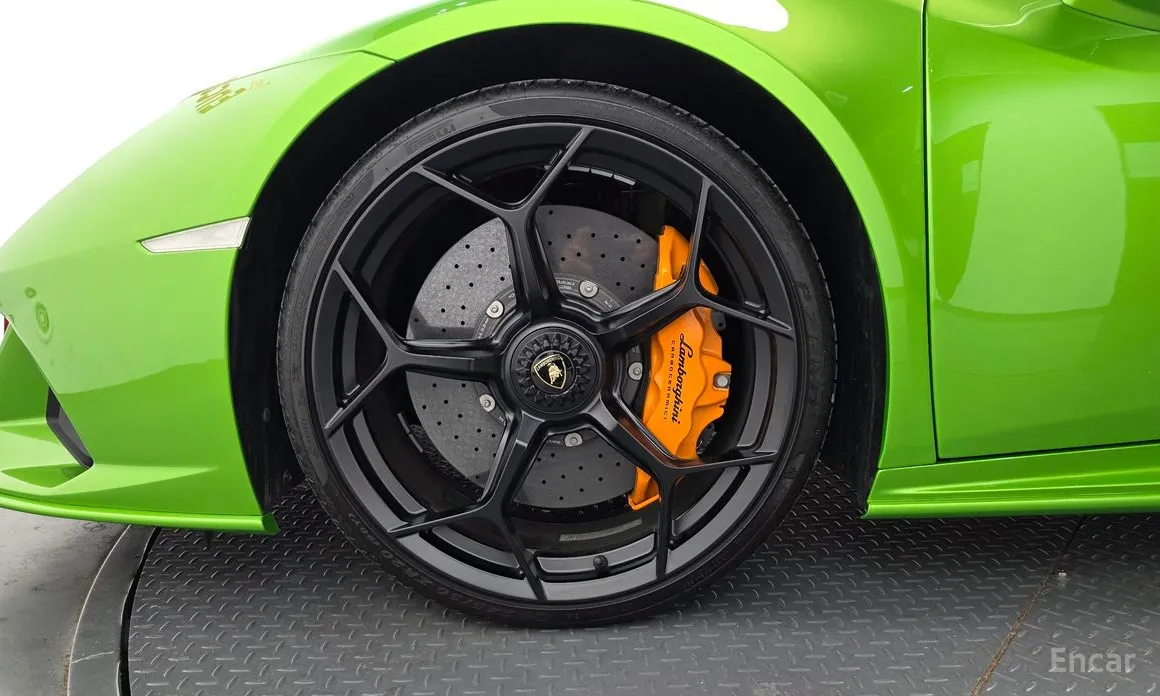 Фото 5 - Lamborghini Huracan