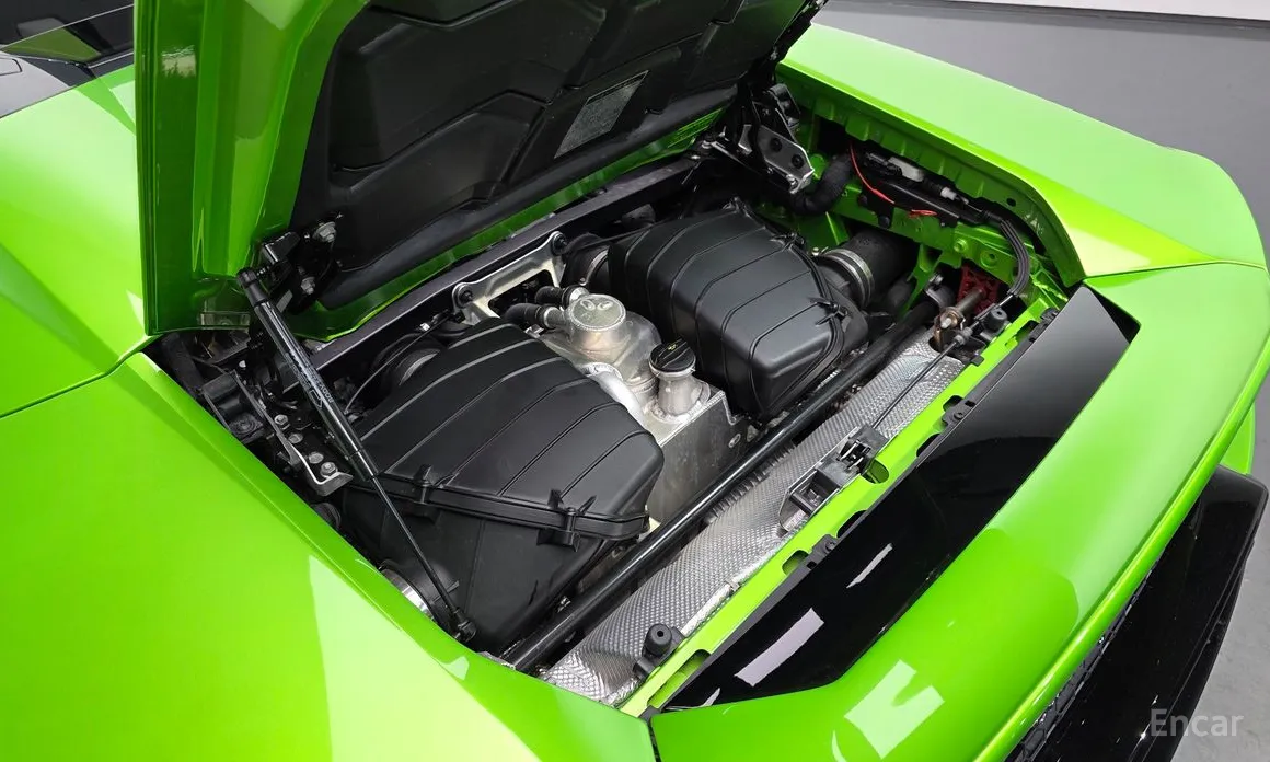 Фото 6 - Lamborghini Huracan