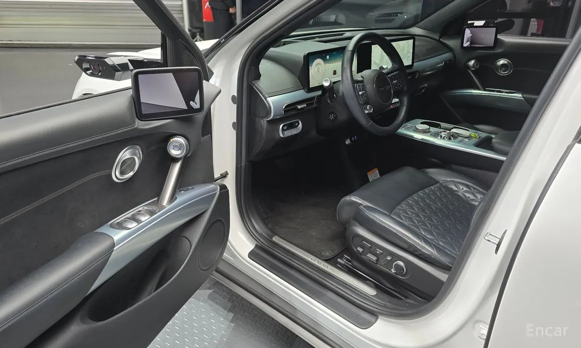 Фото 11 - Genesis GV60
