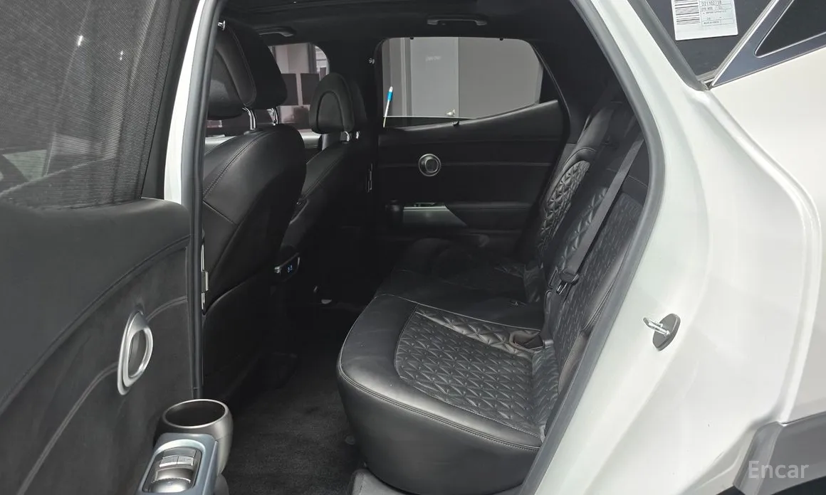 Фото 12 - Genesis GV60