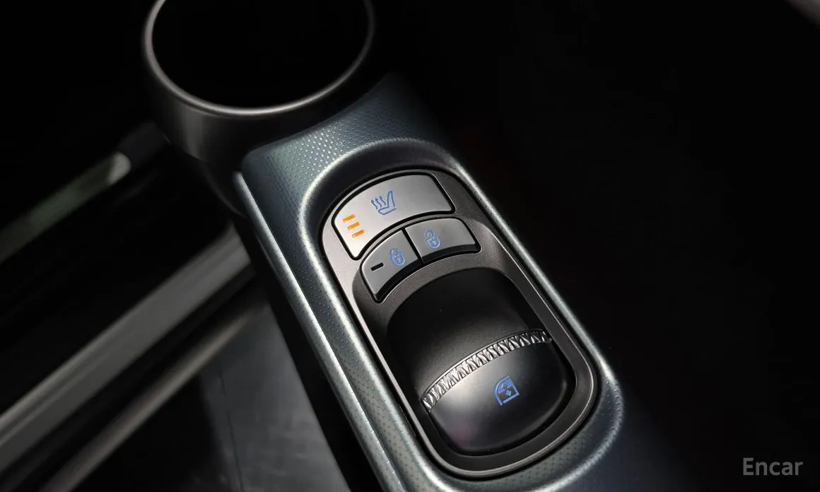 Фото 18 - Genesis GV60