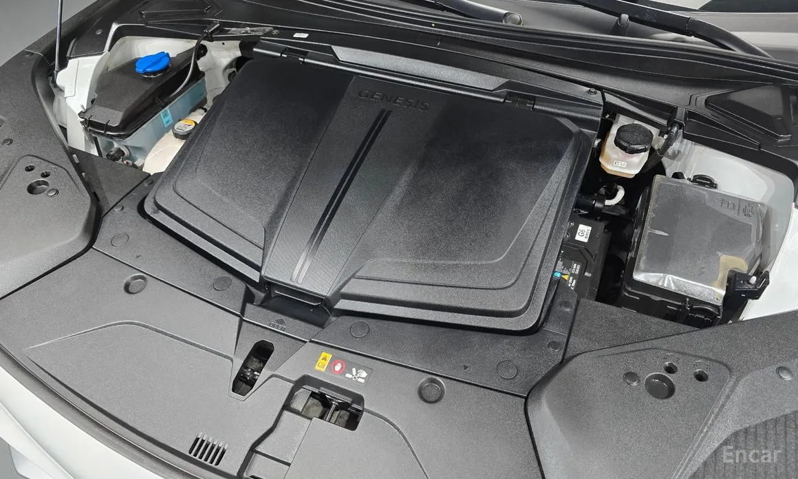 Фото 6 - Genesis GV60