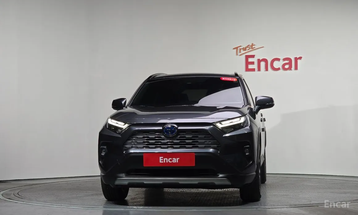 Фото 3 - Toyota RAV4