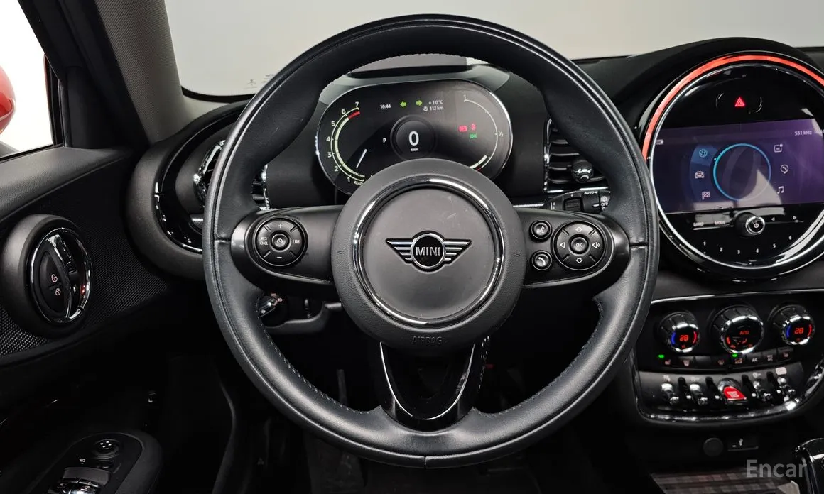 Фото 13 - Mini Clubman