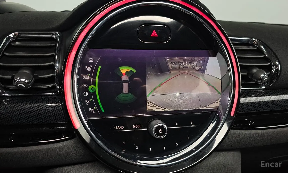 Фото 15 - Mini Clubman