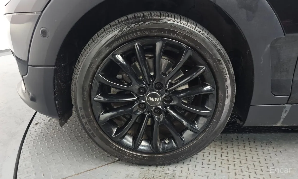 Фото 5 - Mini Clubman