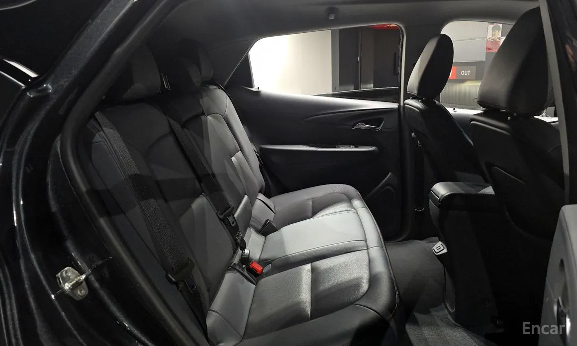 Фото 12 - Chevrolet Bolt EV