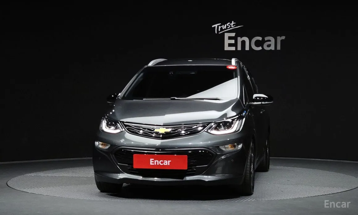 Фото 3 - Chevrolet Bolt EV