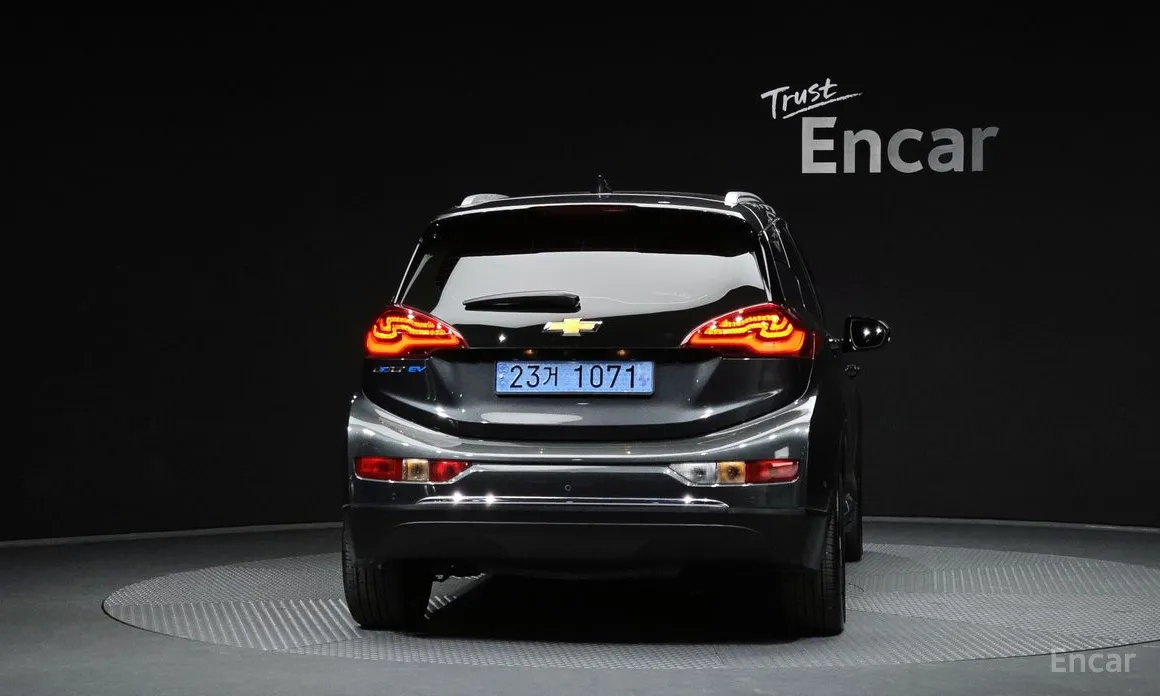 Фото 4 - Chevrolet Bolt EV