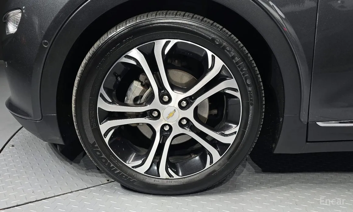 Фото 5 - Chevrolet Bolt EV