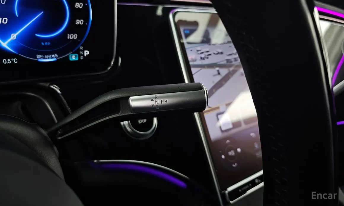 Фото 9 - Mercedes-Benz EQS