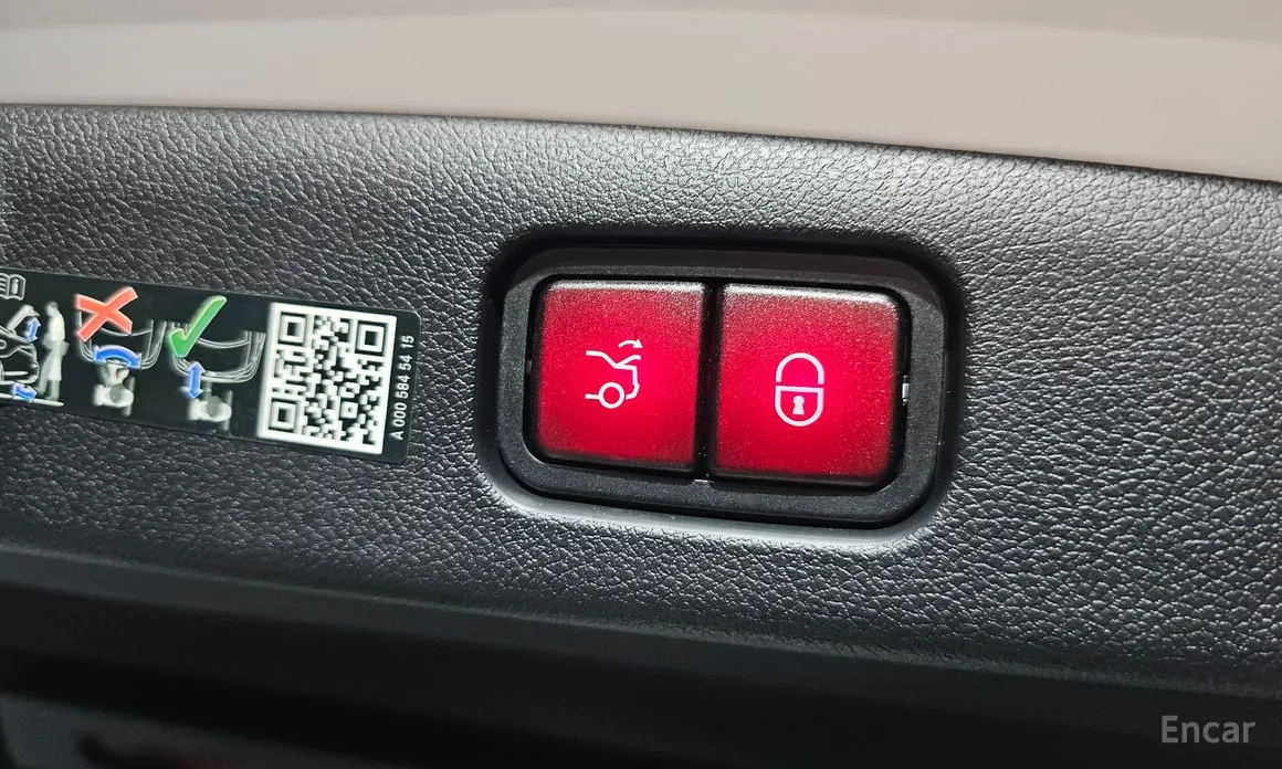 Фото 20 - Mercedes-Benz E-Class