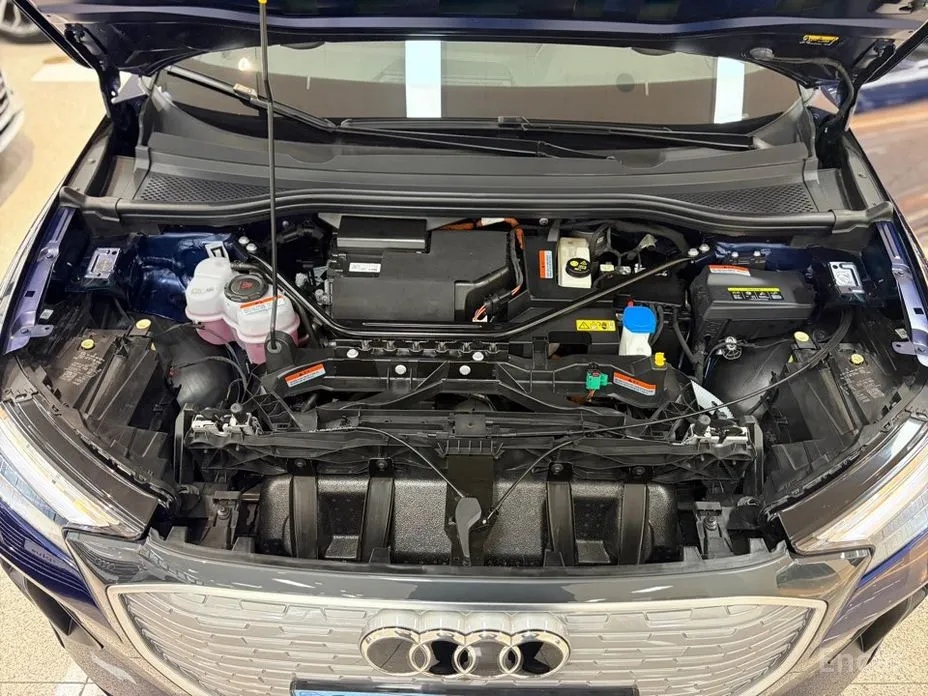 Фото 6 - Audi Q4 e-tron