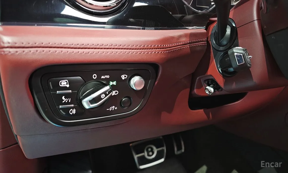 Фото 14 - Bentley Bentayga