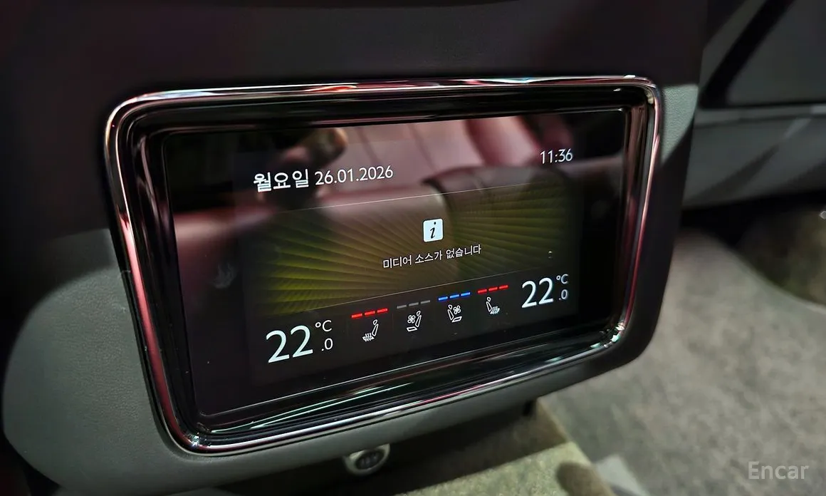 Фото 19 - Bentley Bentayga