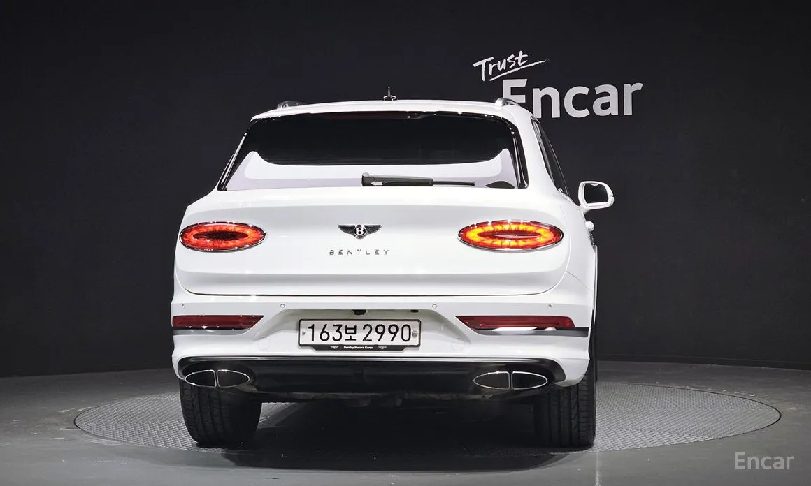 Фото 4 - Bentley Bentayga