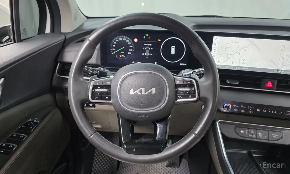 Фото 13 - Kia Carnival