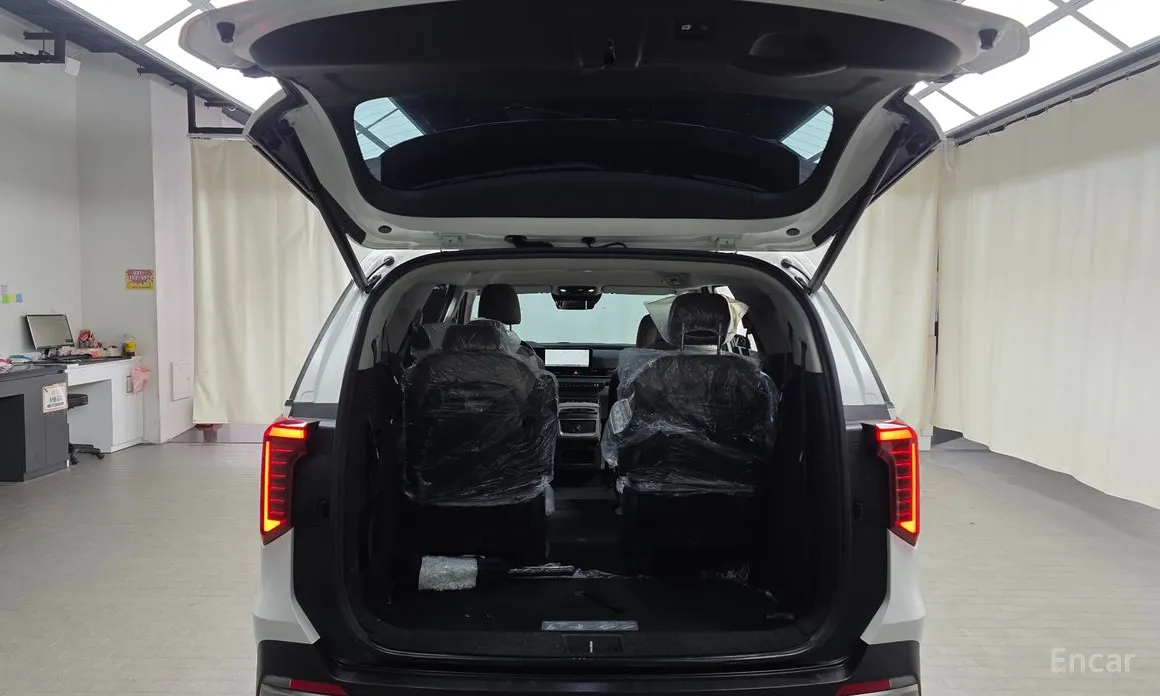 Фото 20 - Kia Carnival