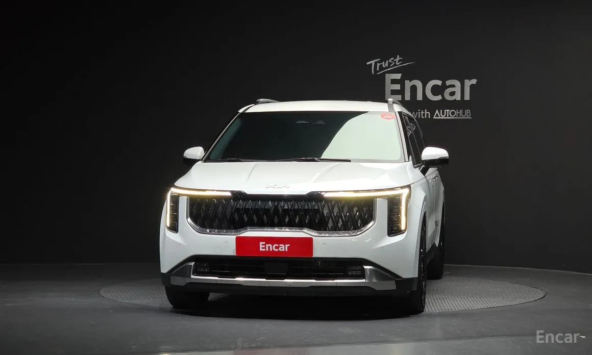 Фото 3 - Kia Carnival