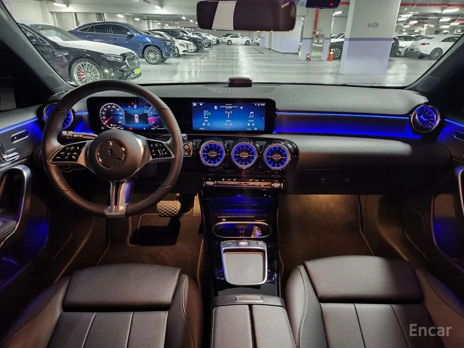 Фото 11 - Mercedes-Benz A-Class