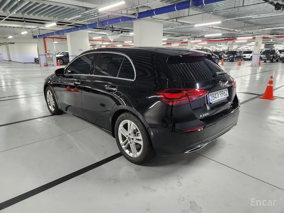 Фото 7 - Mercedes-Benz A-Class