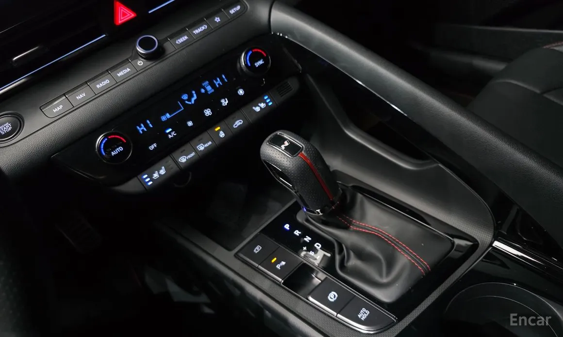 Photo 9 - Hyundai Avante