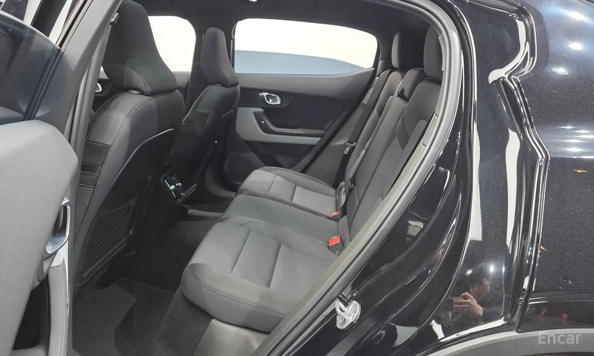 Фото 12 - Polestar 2