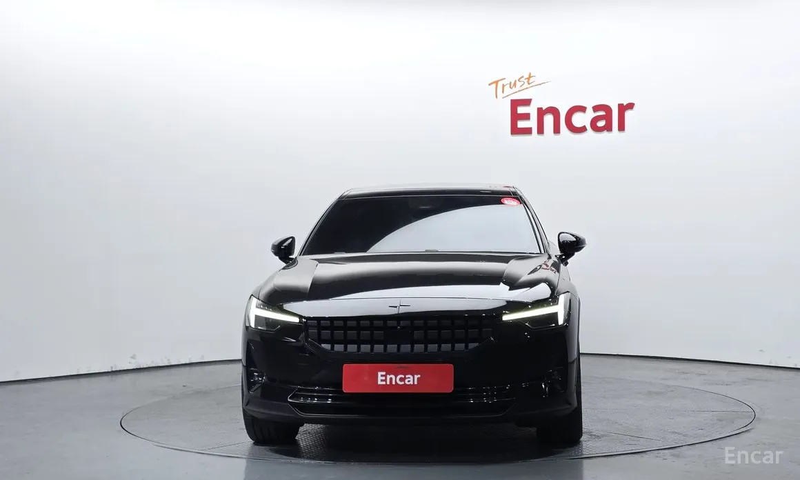 Фото 3 - Polestar 2