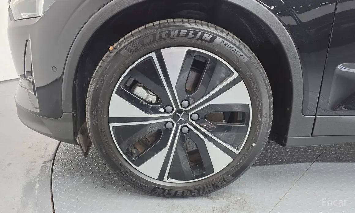 Фото 5 - Polestar 2