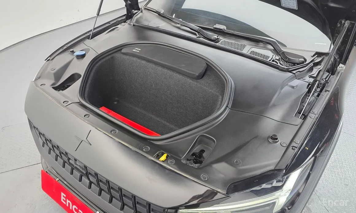 Фото 6 - Polestar 2