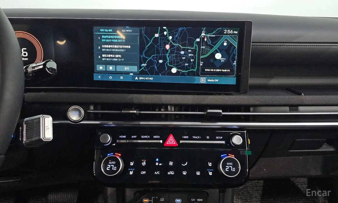 Фото 12 - Hyundai Tucson