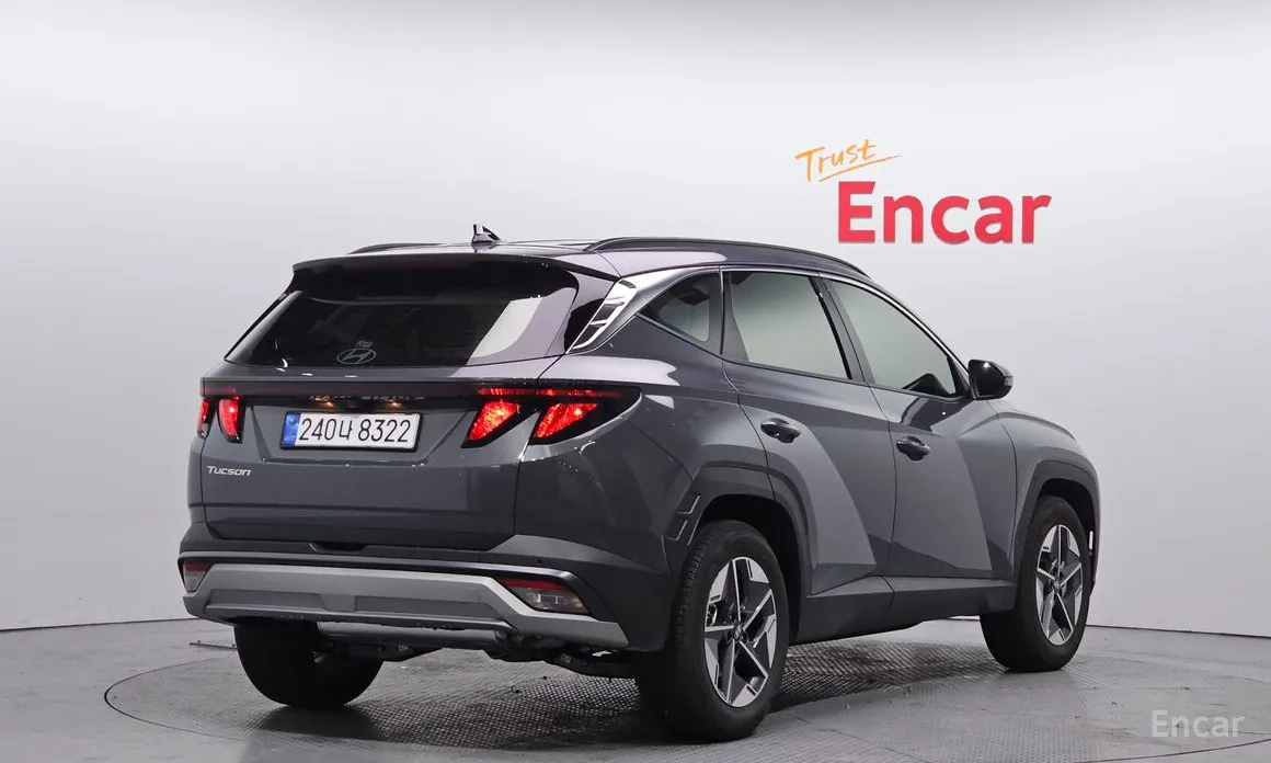 Фото 2 - Hyundai Tucson