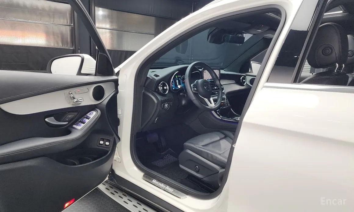 Фото 10 - Mercedes-Benz GLC-Class