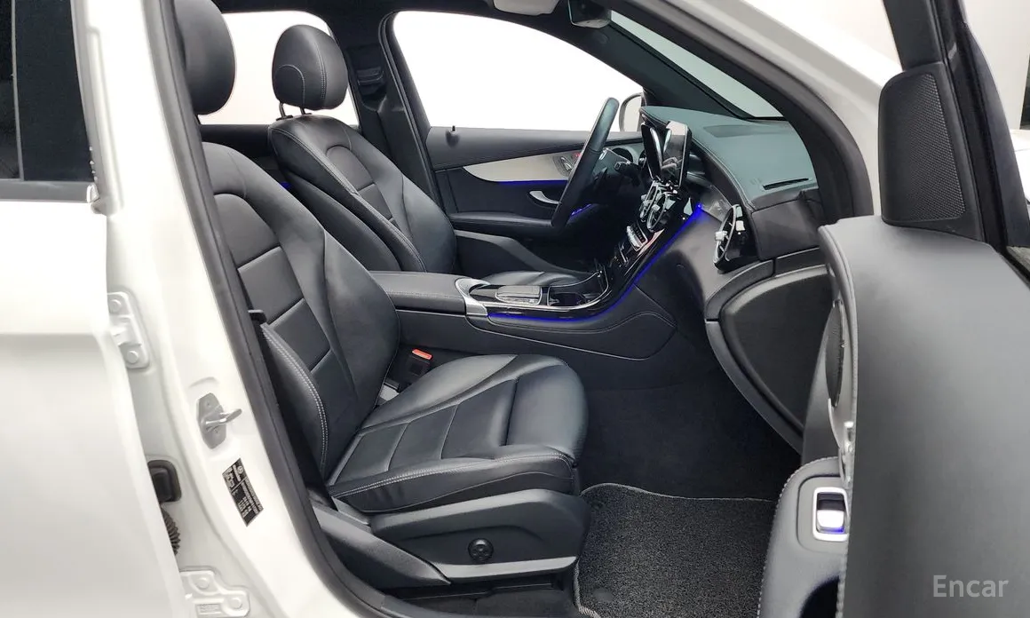 Фото 11 - Mercedes-Benz GLC-Class