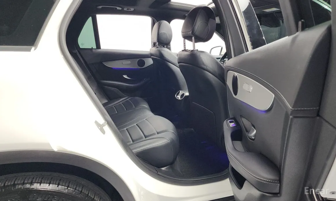 Фото 12 - Mercedes-Benz GLC-Class