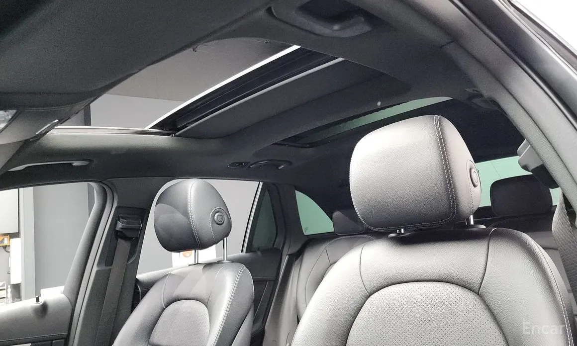 Фото 18 - Mercedes-Benz GLC-Class