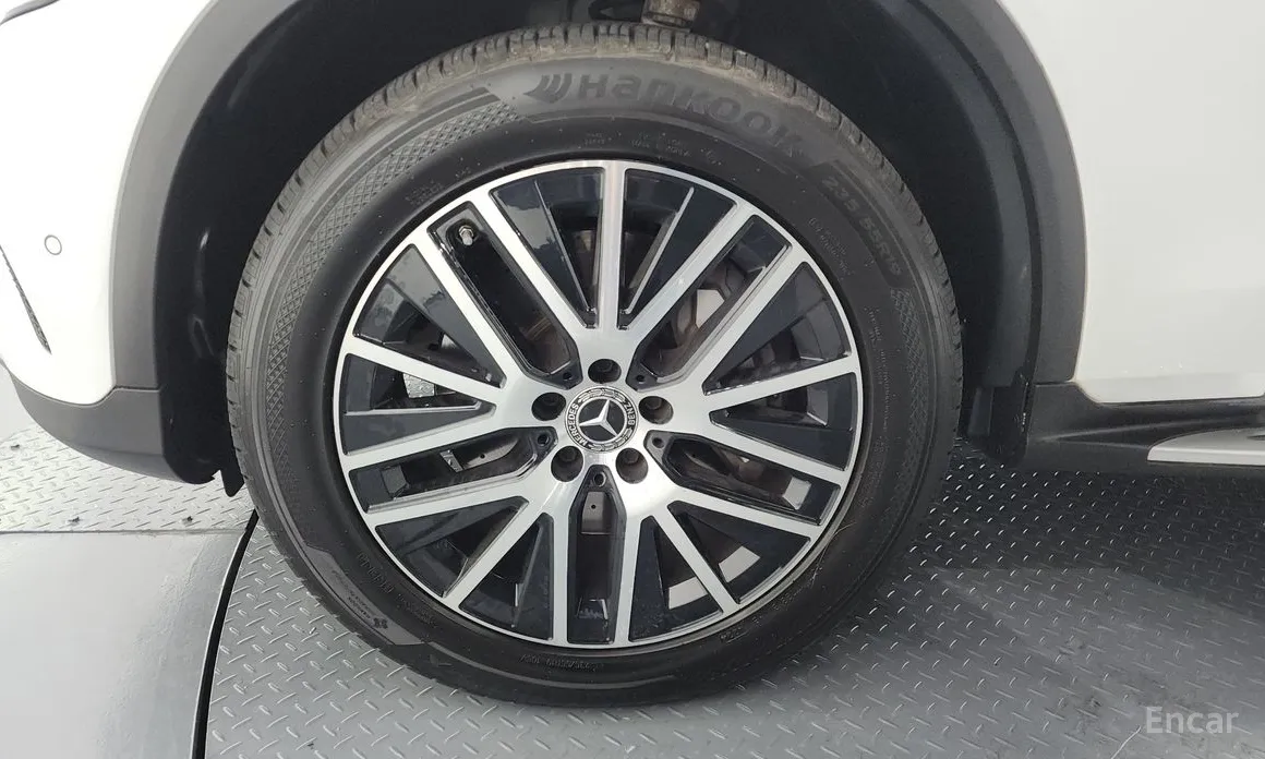 Фото 5 - Mercedes-Benz GLC-Class