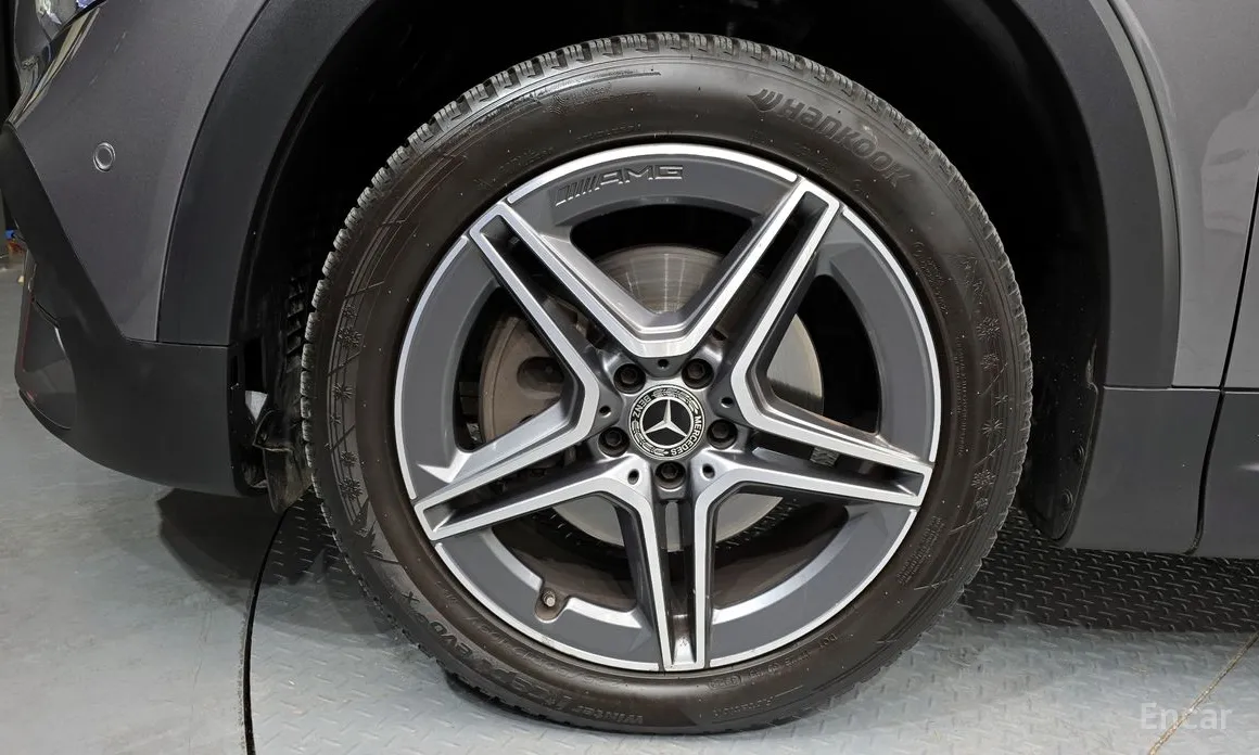 Mercedes-Benz GLB-Class 2020 GLB250 4MATIC