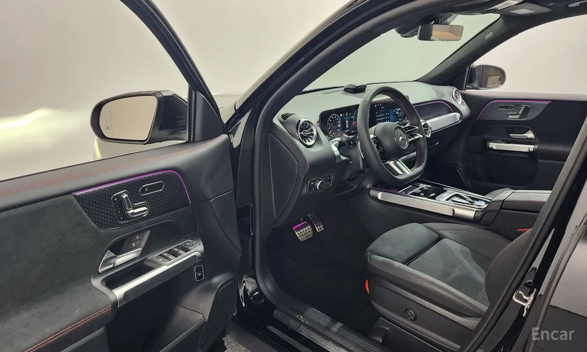 Фото 10 - Mercedes-Benz GLB-Class