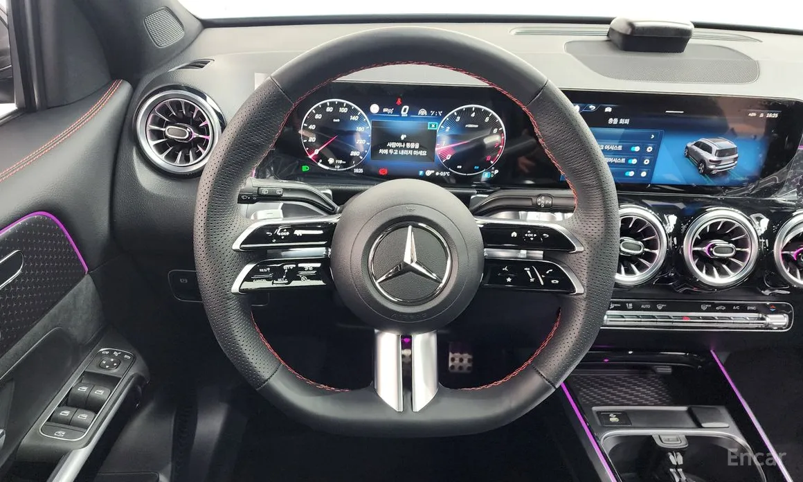 Фото 13 - Mercedes-Benz GLB-Class