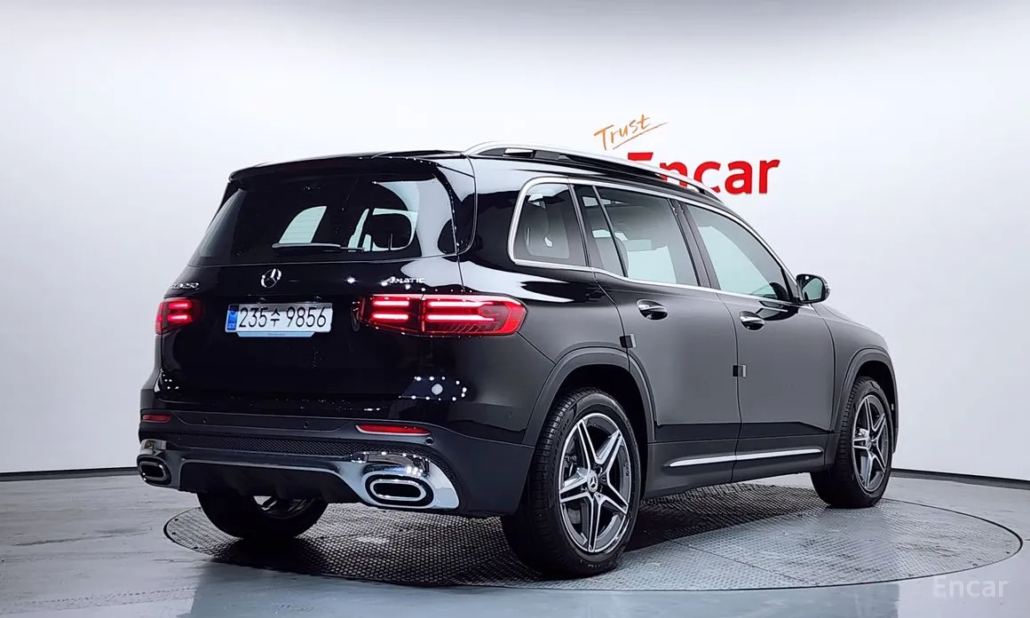 Фото 2 - Mercedes-Benz GLB-Class