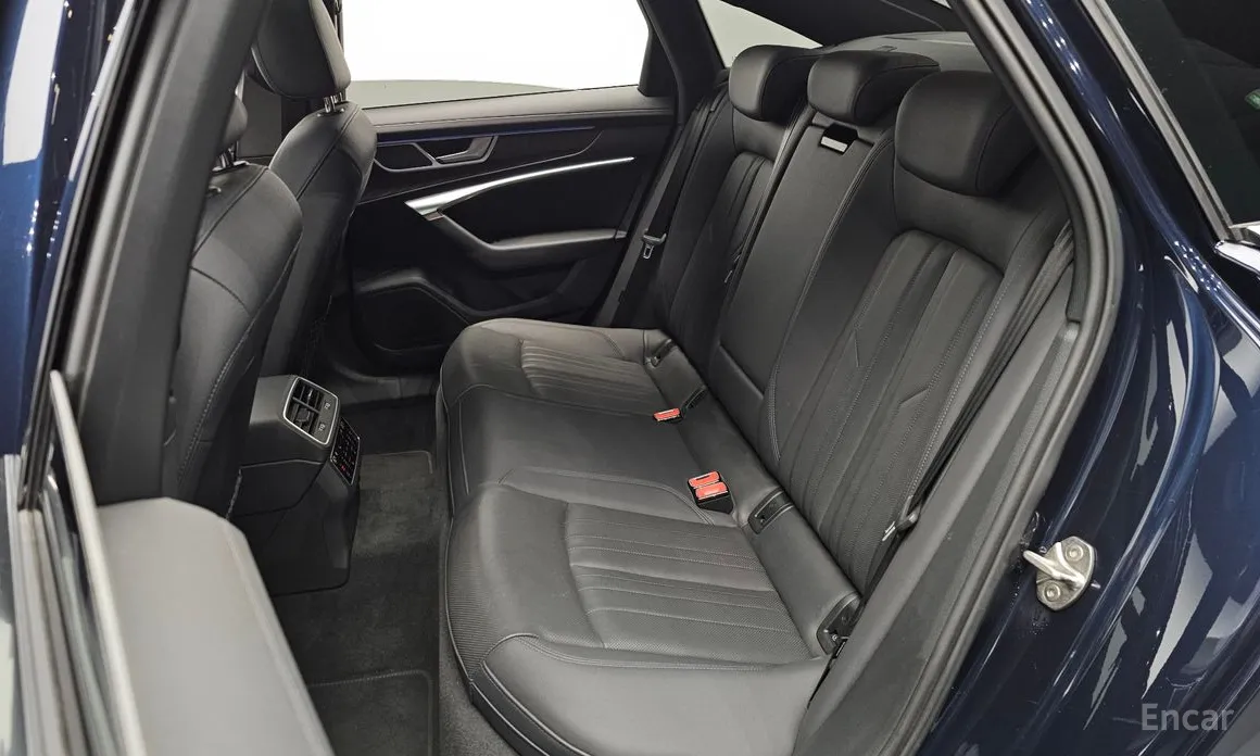 Audi A6 2019 45 TFSI Quattro Premium