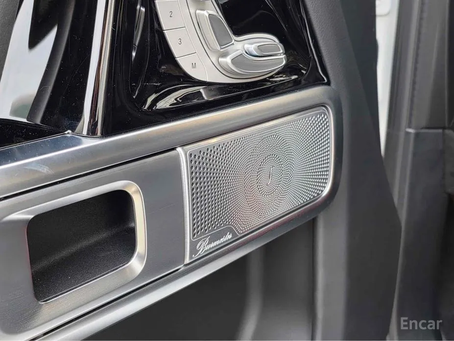 Фото 17 - Mercedes-Benz G-Class